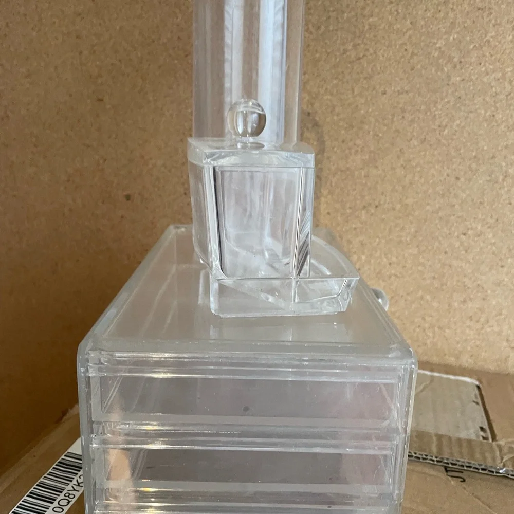 Acrylic organizers